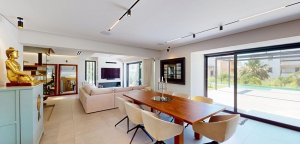 Move-in ready oasis near the beach and heart of Varkiza