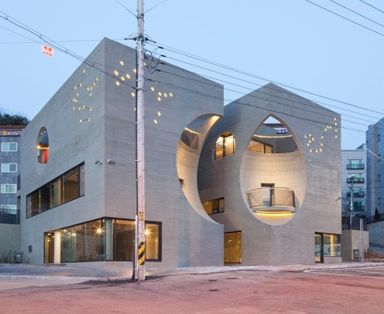 "Two Moon" Cultural center