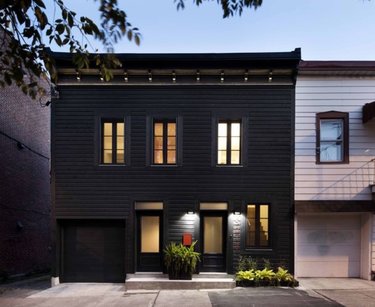 Α renovated 19th-century house in Montreal