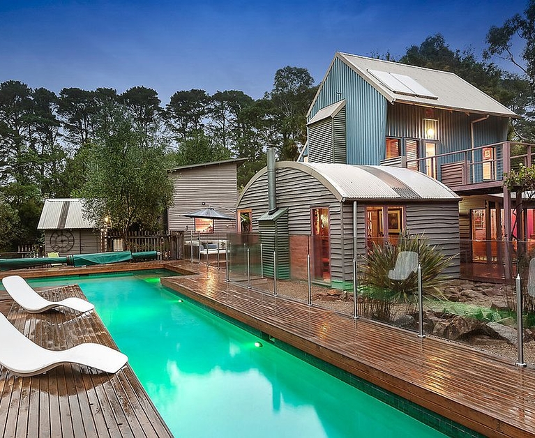Energy-Efficient Beach-Style Retreat