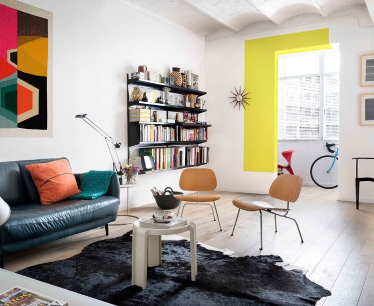 Colorful Apartment in Barcelona