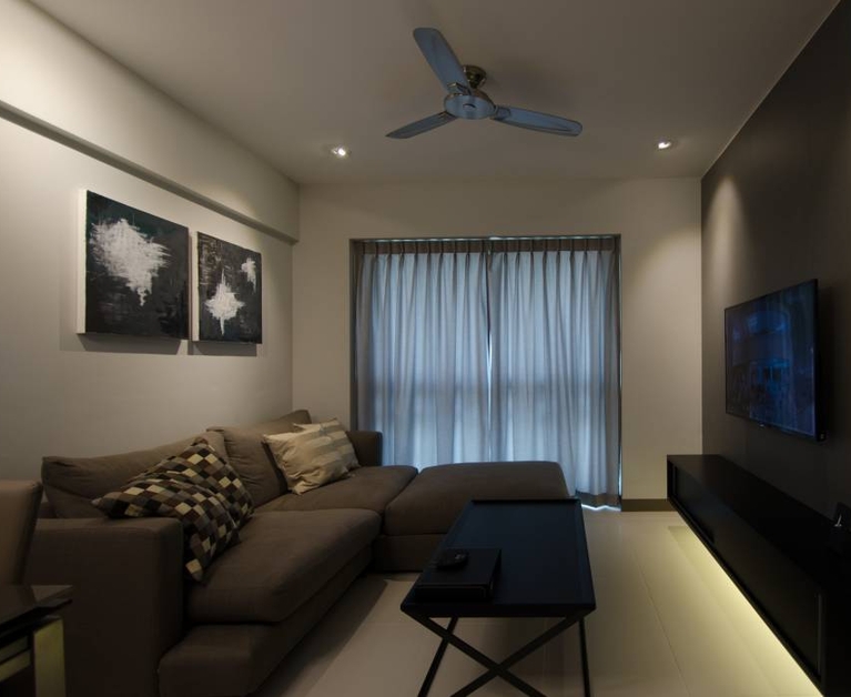 Cosy but mysterious living rooms that are ready for autumn