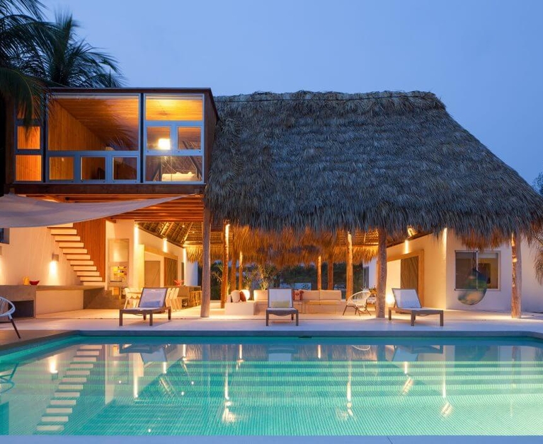 Dream Beach House in San Salvador