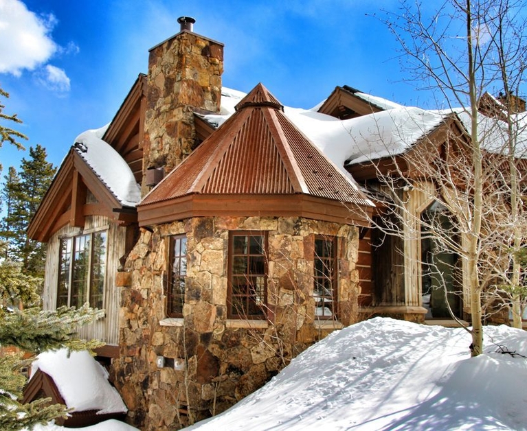 9 wonderland homes covered with snow