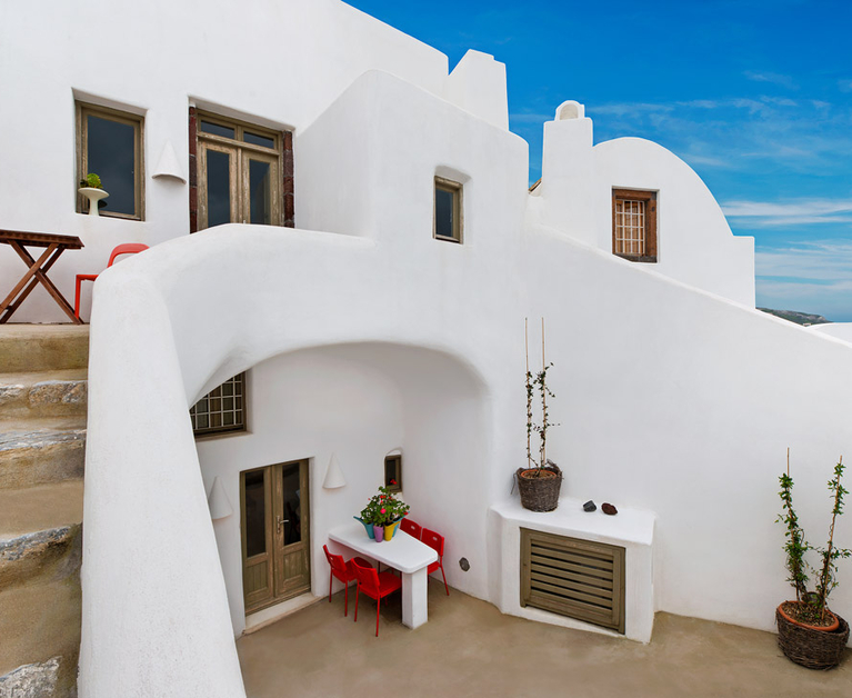 Santorini’s Small Architect’s House