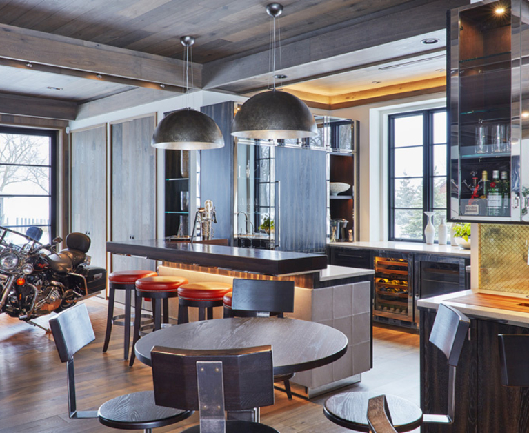 Α luxury lounge garage