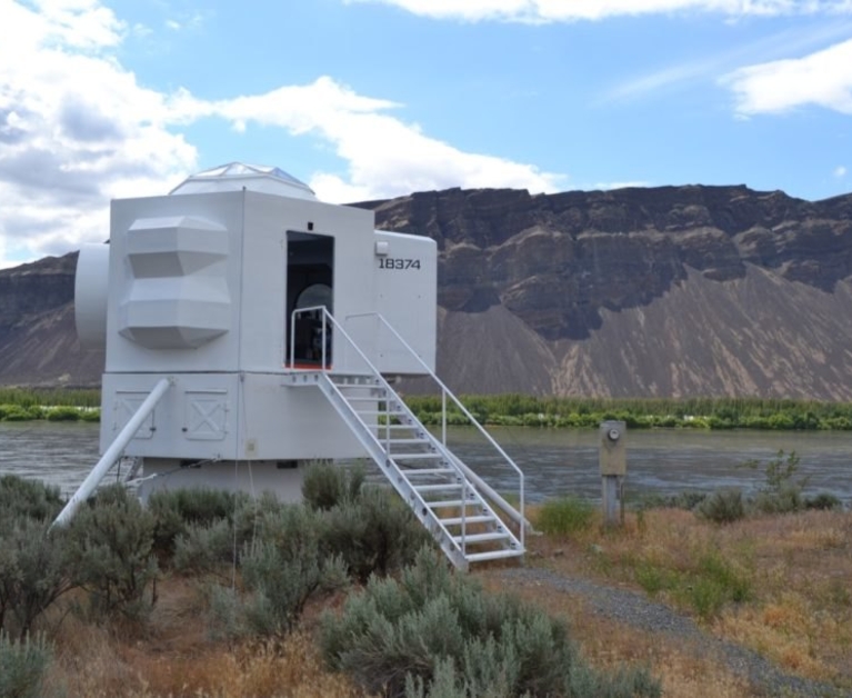 This off-grid, lunar lander-inspired tiny home is out of this world