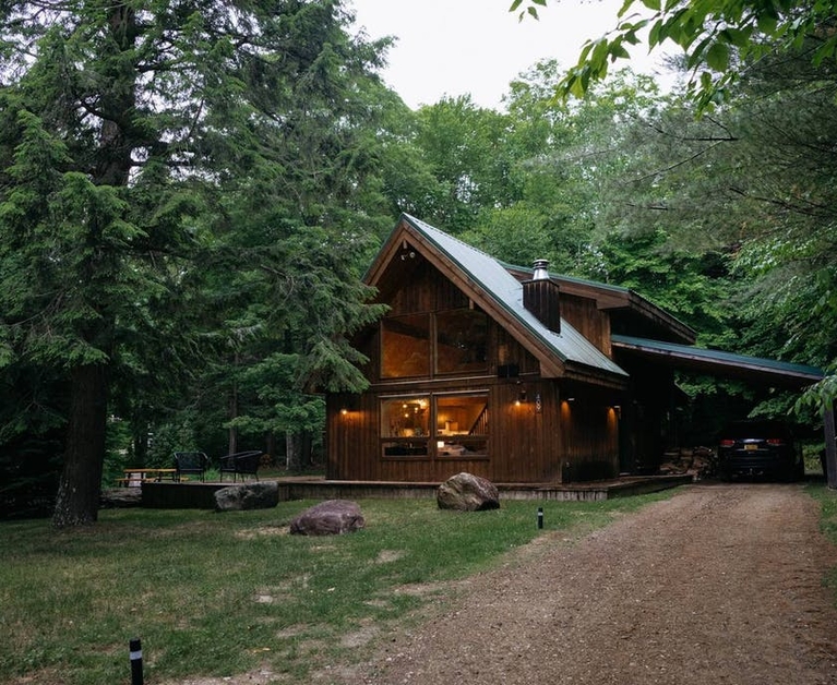 Cozy Renovated Cabin in Vermont