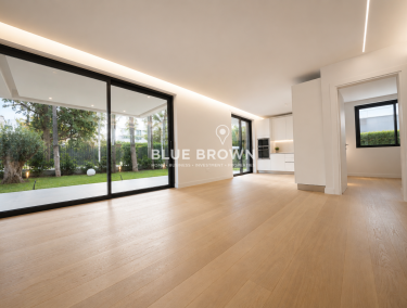 NEWLY BUILT MAISONETTE IN A LUXURIOUS GATED COMMUNITY IN VOULA